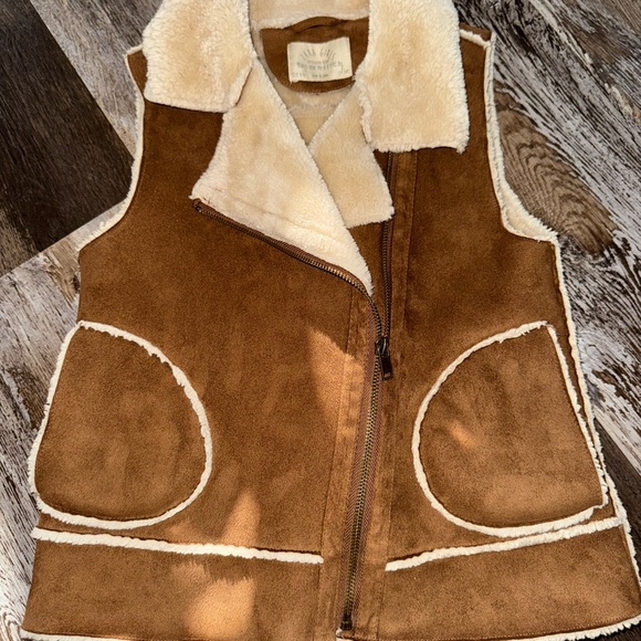 Zara girls vest